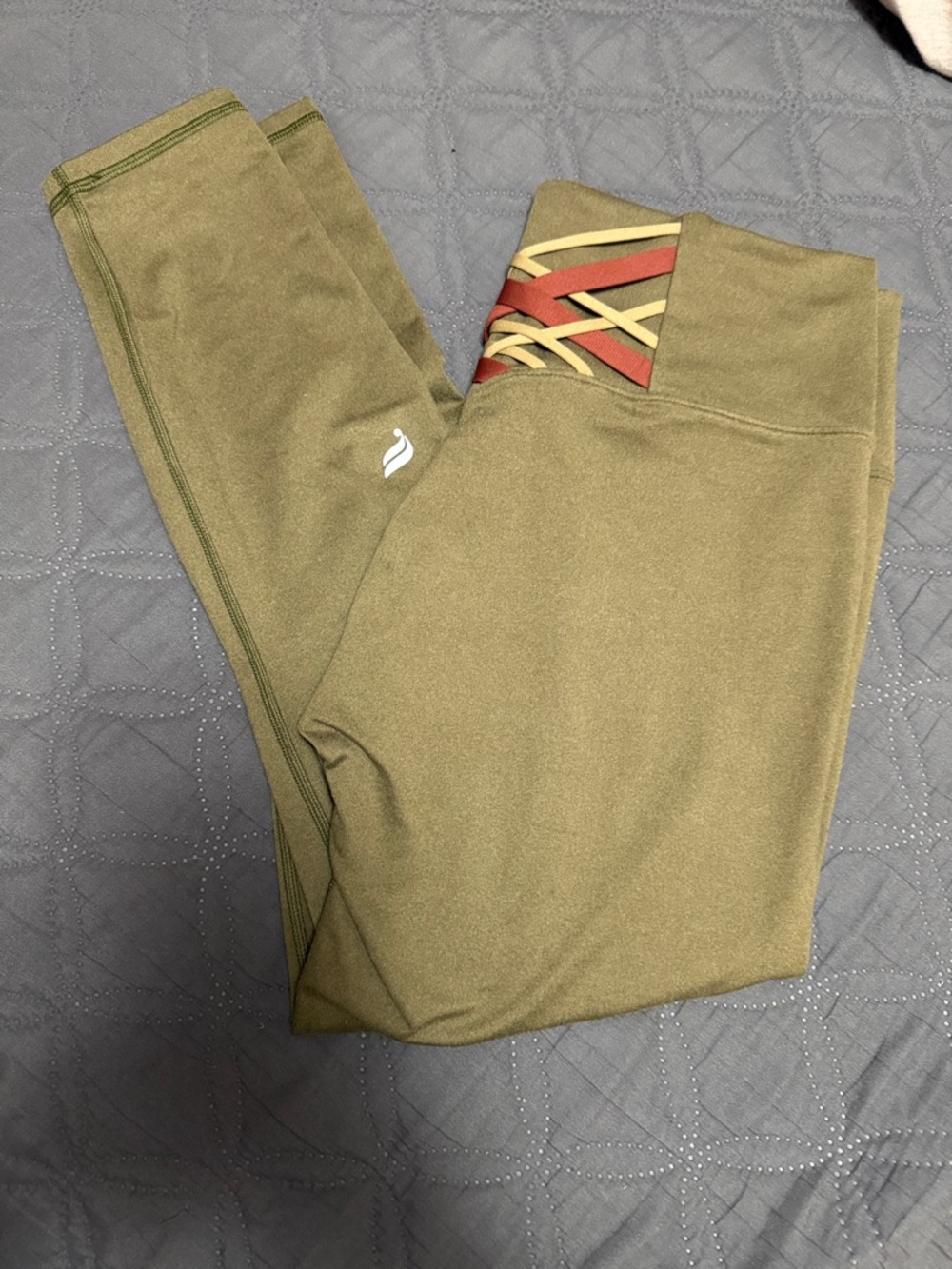 NEW W/O tags Fabletics Olive Green Active Leggings with Strappy Waist Detail